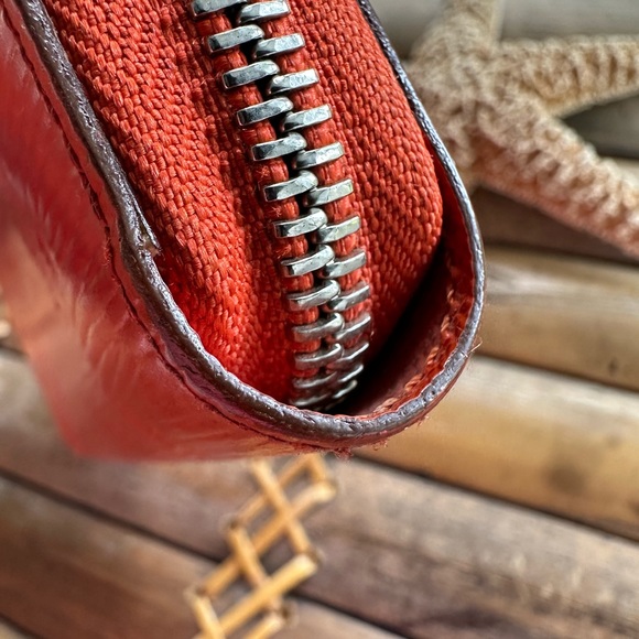 ❤️Louis Vuitton Orange Epi leather Zippy Wallet - Picture 8 of 11
